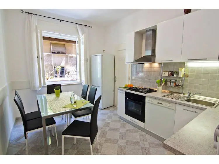 Apartment Dutch