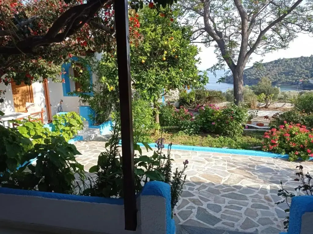 Studios Ioanna Limnionas Samos