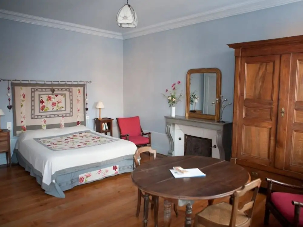Chambre de Marie, Le Relais du Passe-heures