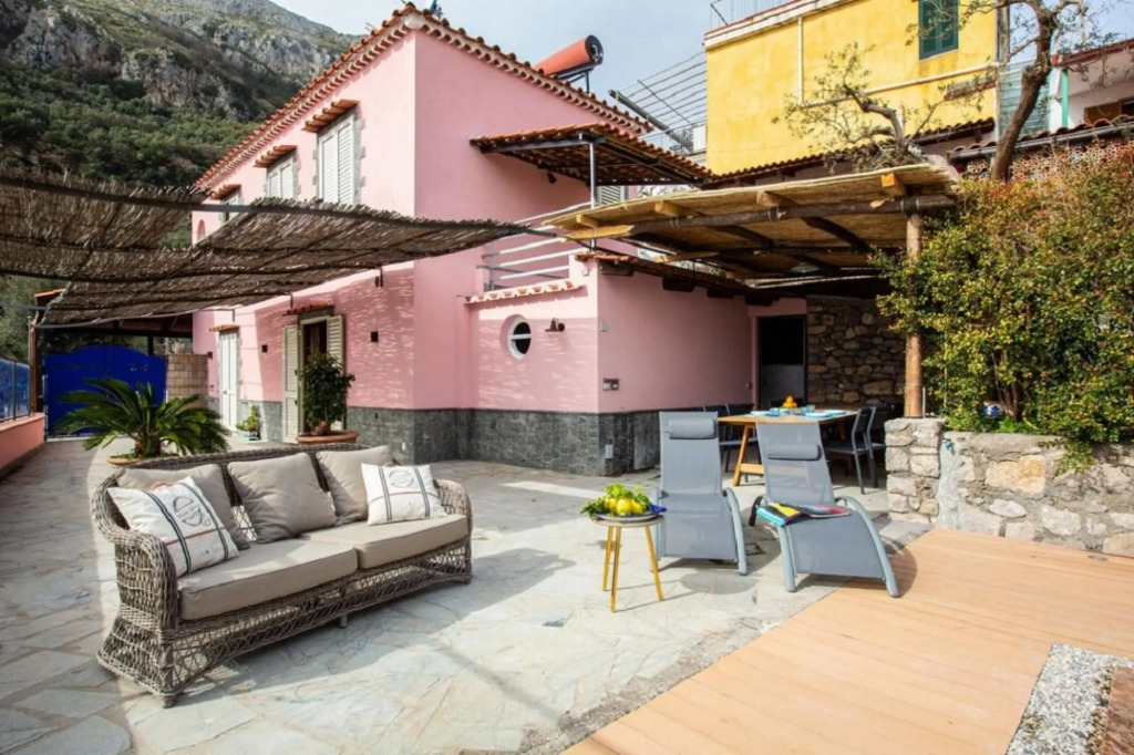 Villa The Phoenix with Private Swimming