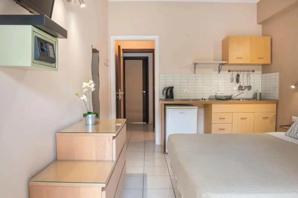 Galini Beach Studios and Penthouse