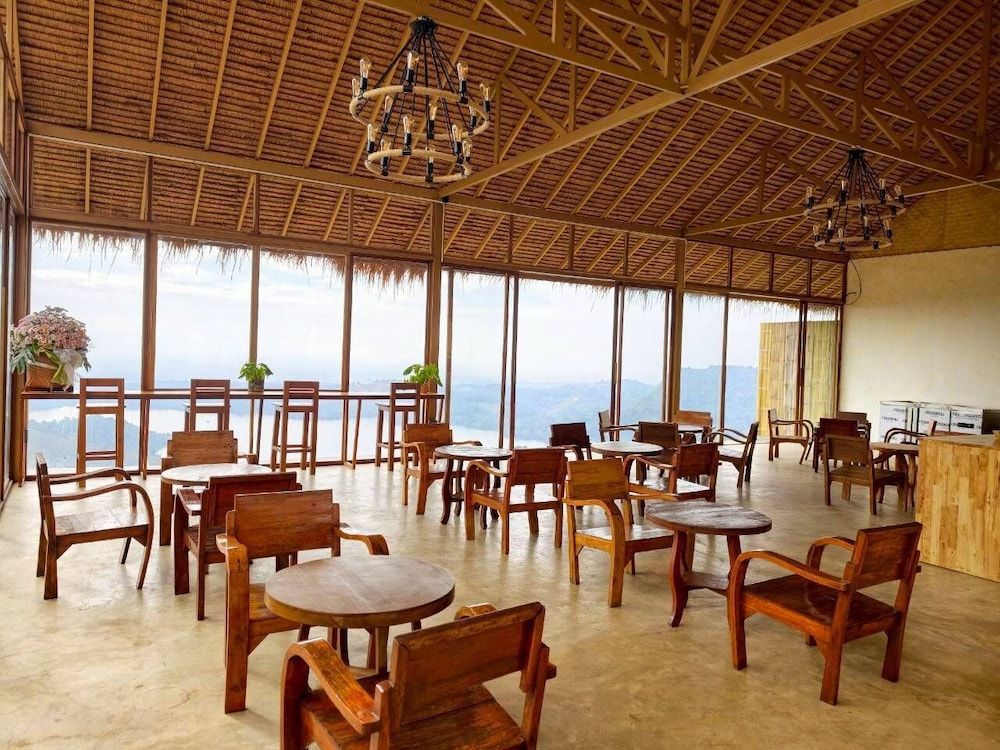 Le Doi Lakeview เลอดอย เลควิว
