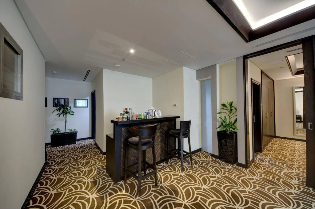Pavilion Palace Hotel