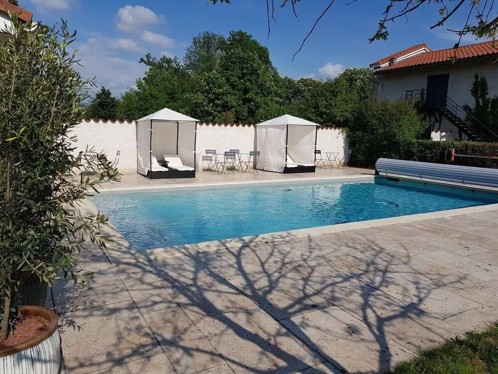 Chateau des Perichons
