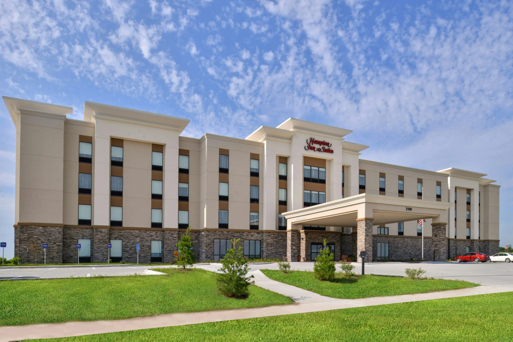 Hampton Inn and Suites Ames, IA
