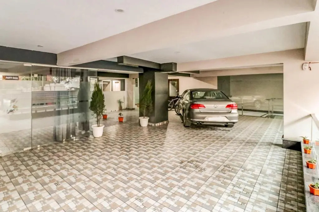 Super Collection O Toll Plaza Kherki Daula Manesar Formerly Hotel Sky