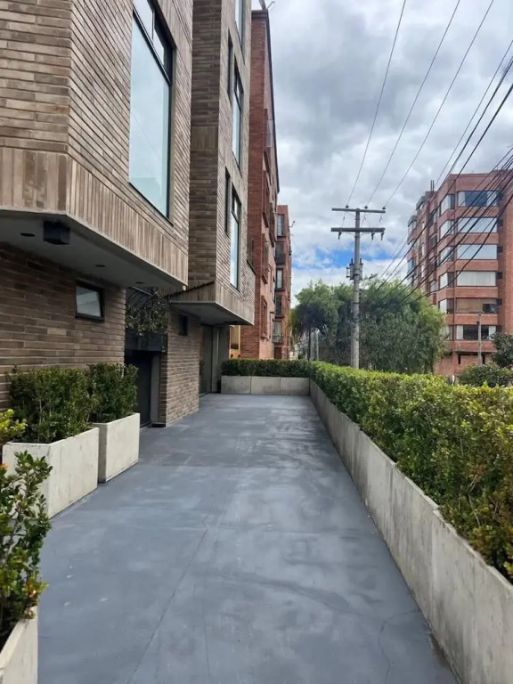 Stunning 1 BR in Chapinero