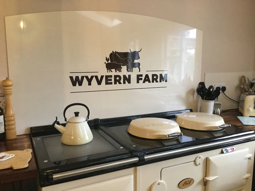 Wyvern Farm
