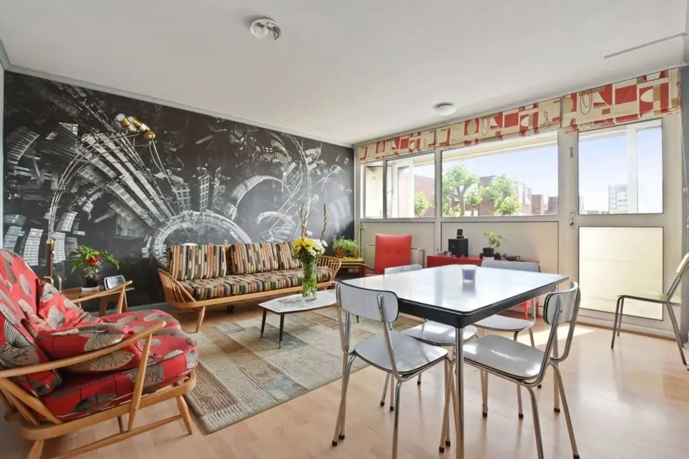 Retro Flat in Trendy Bethnal Green