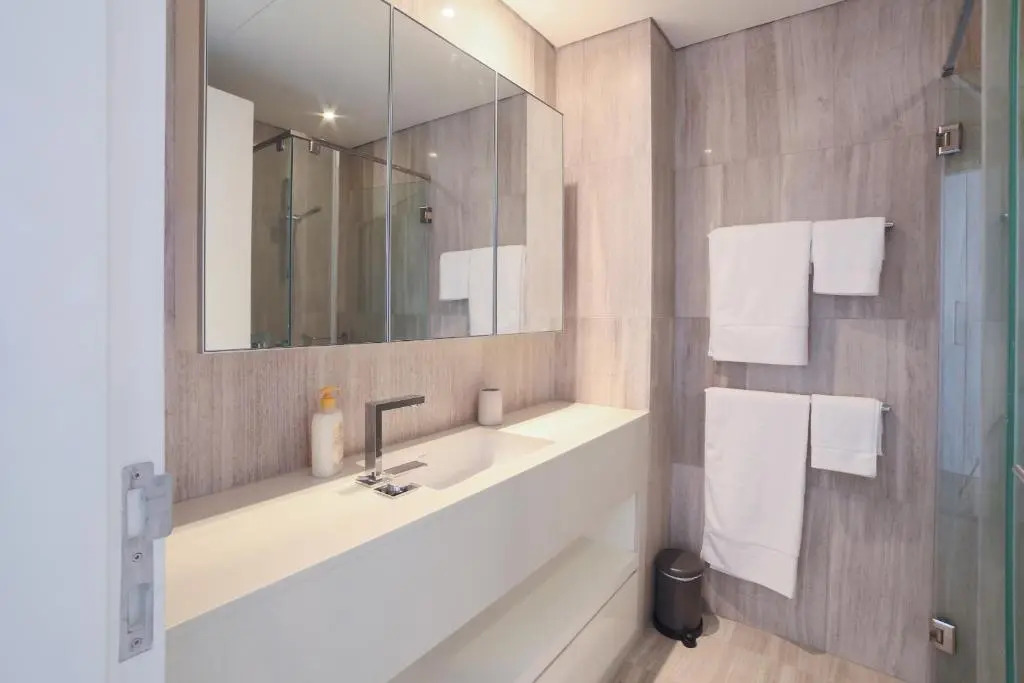 D1 Tower - 2BR Apartment - Allsopp&Allsopp