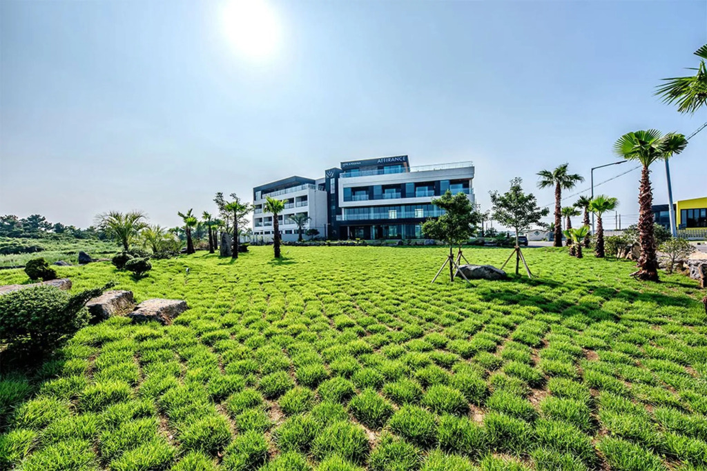 Hotel & Pool Villa Attirance