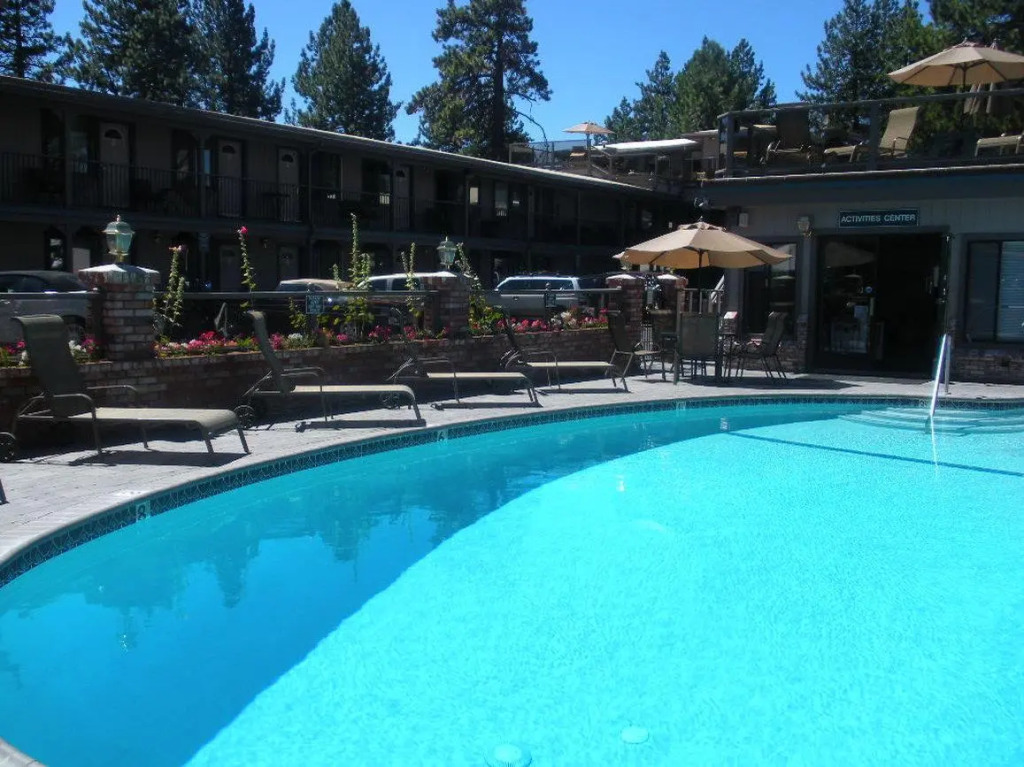 Stardust Lodge