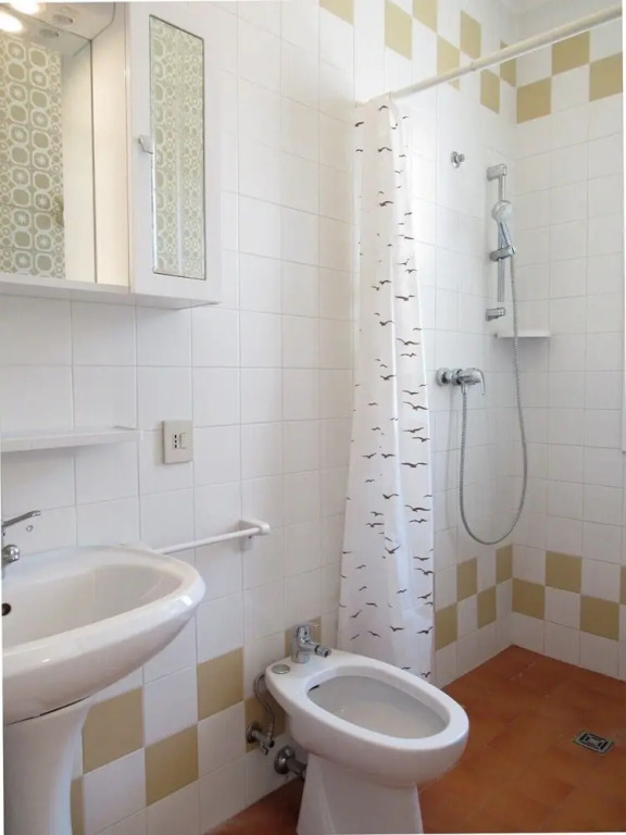 Studio With Large Terrace in Excellent Location Next to the Beach
