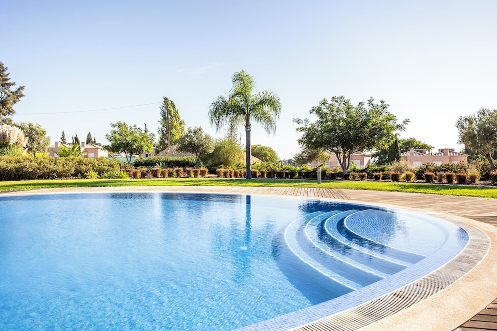 Lumina Villas