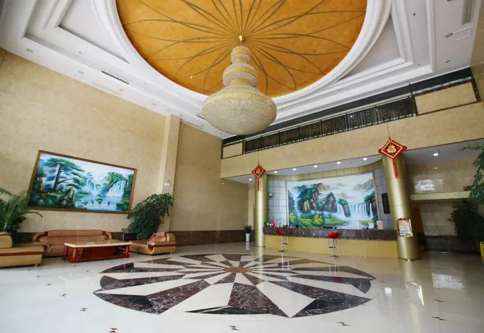 Kam · Tak · Yil Hotel