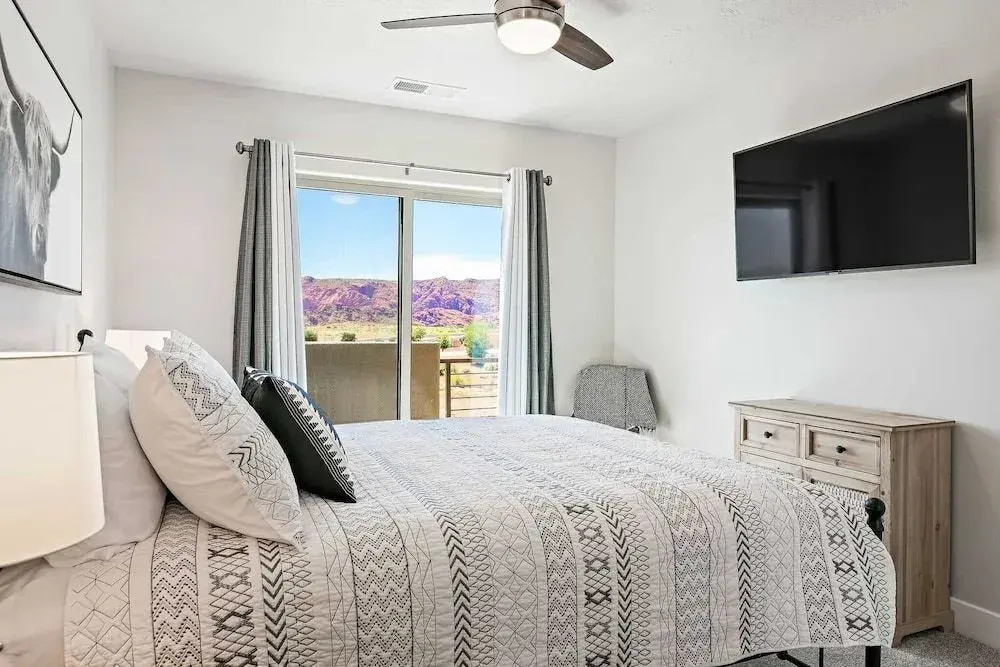 Peaceful Easy Feeling By Redawning