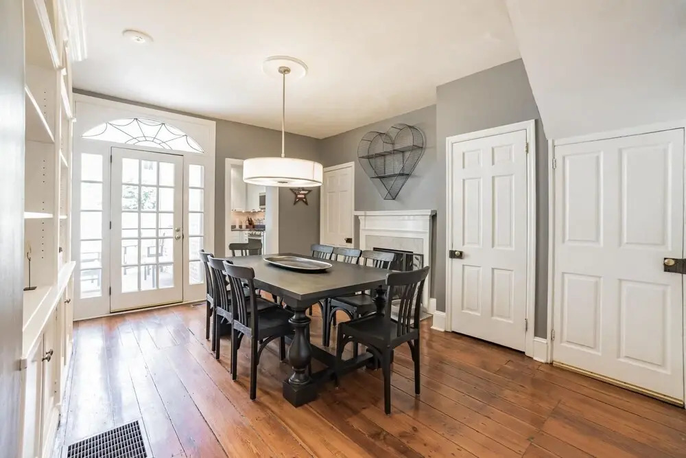 337 South 6th Street