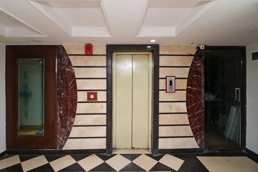 OYO 10848 Hotel Geeson