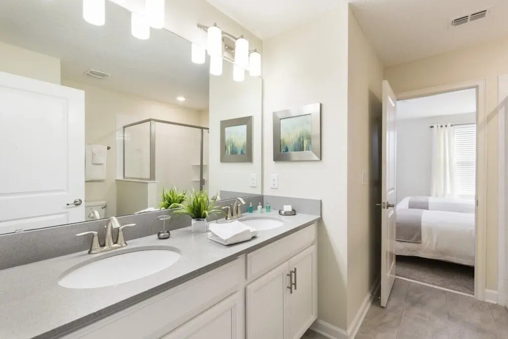 8914 Stinger Drive, Davenport, FL 33896 home