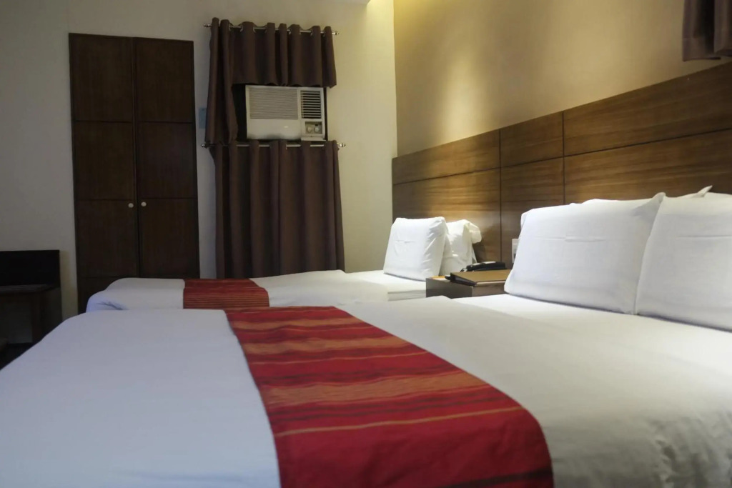 Castle Peak Hotel
