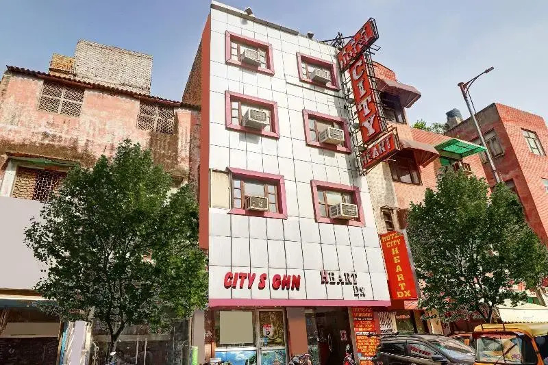 Capital O 81392 City Sighn