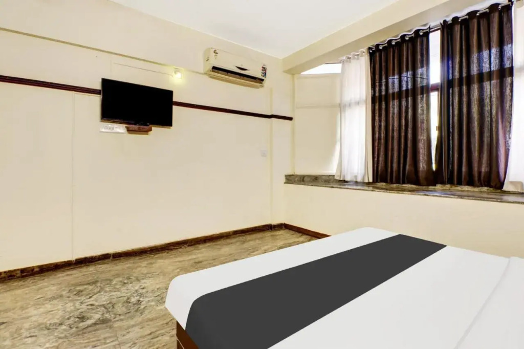 Hotel O East Nada
