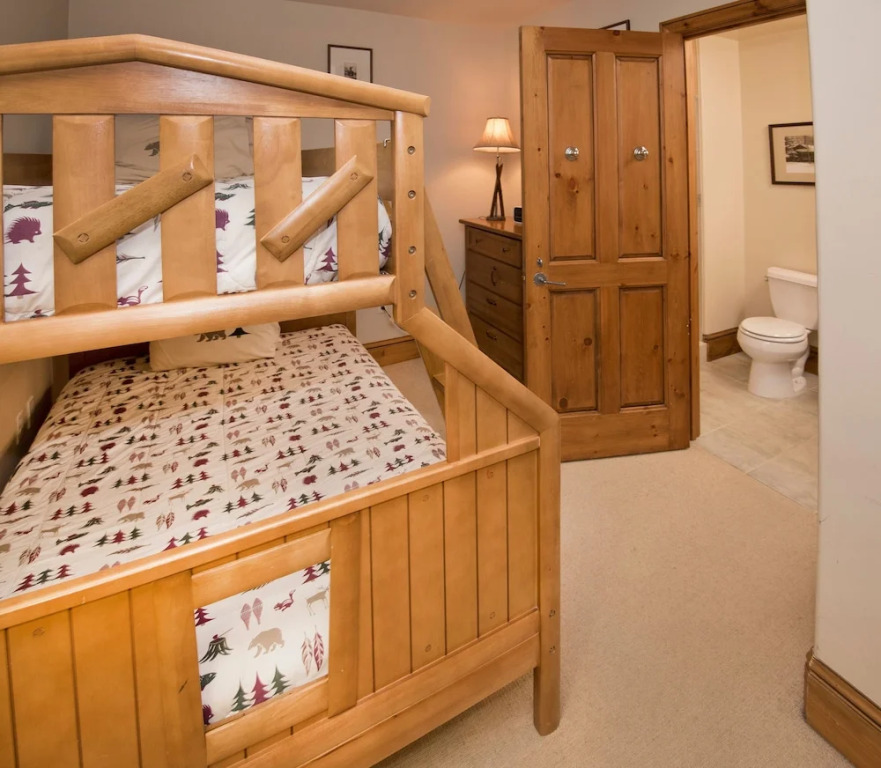 Quaint 1br 2a  Access To Osprey Rockresort Amenities 1 Bedroom Condo by RedAwning