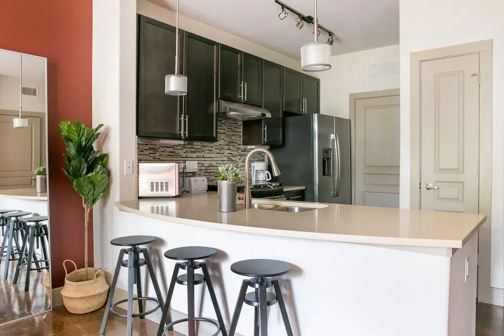 WanderJaunt - North Austin Apartments