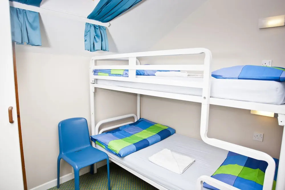 Snoozles Hostel