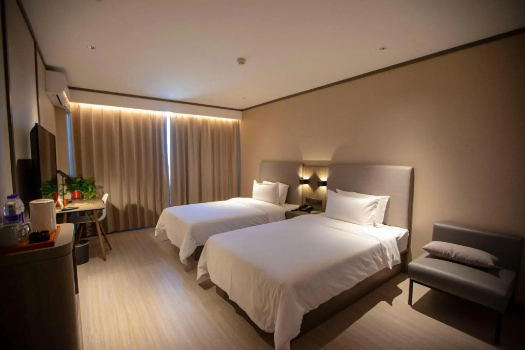 HanTing Hotel (Huaiyang Central Bus Station)