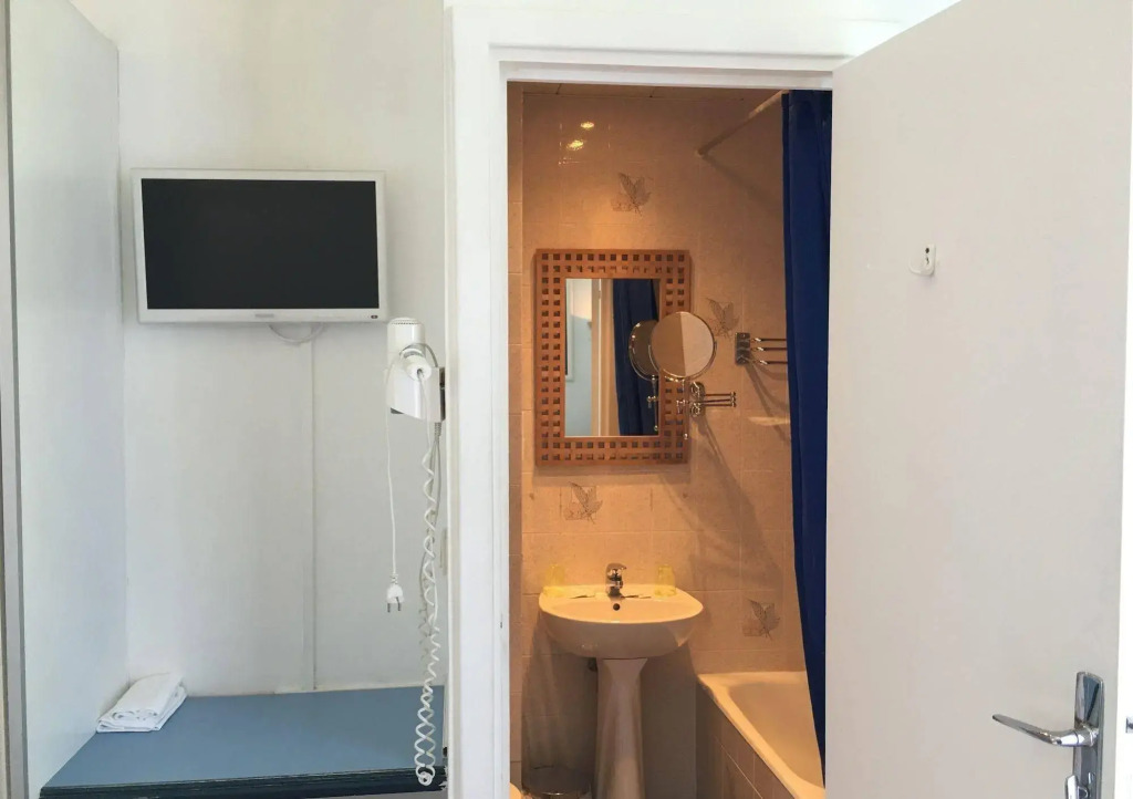 Hotel Normandy