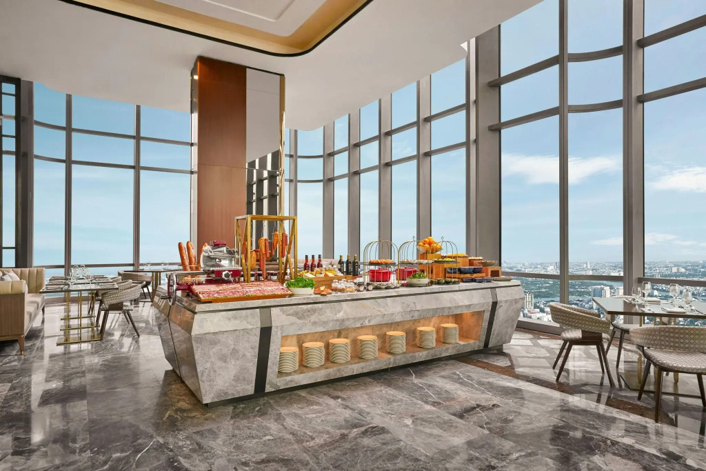 Vinpearl Landmark 81, Autograph Collection