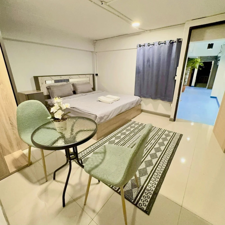 Noc House