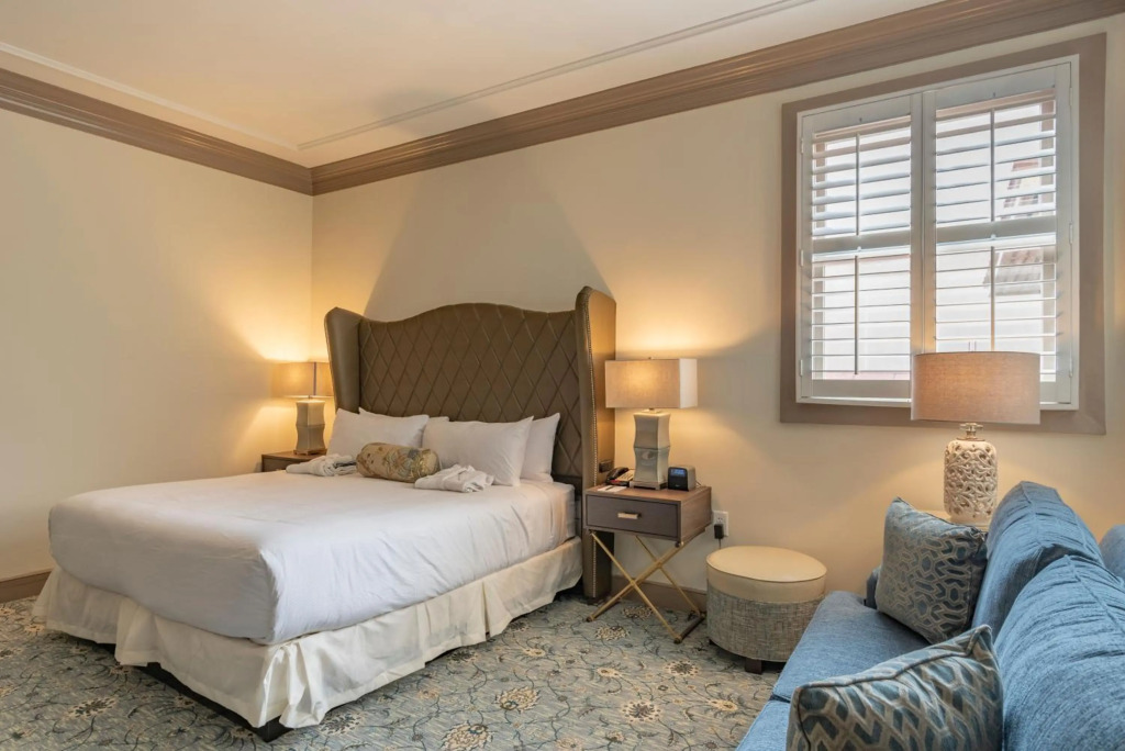 Andrew Pinckney Inn