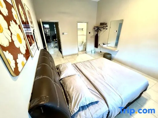 HCK HomeStay Near Sutera mall/Bukit Indah/Nusa Bestari2