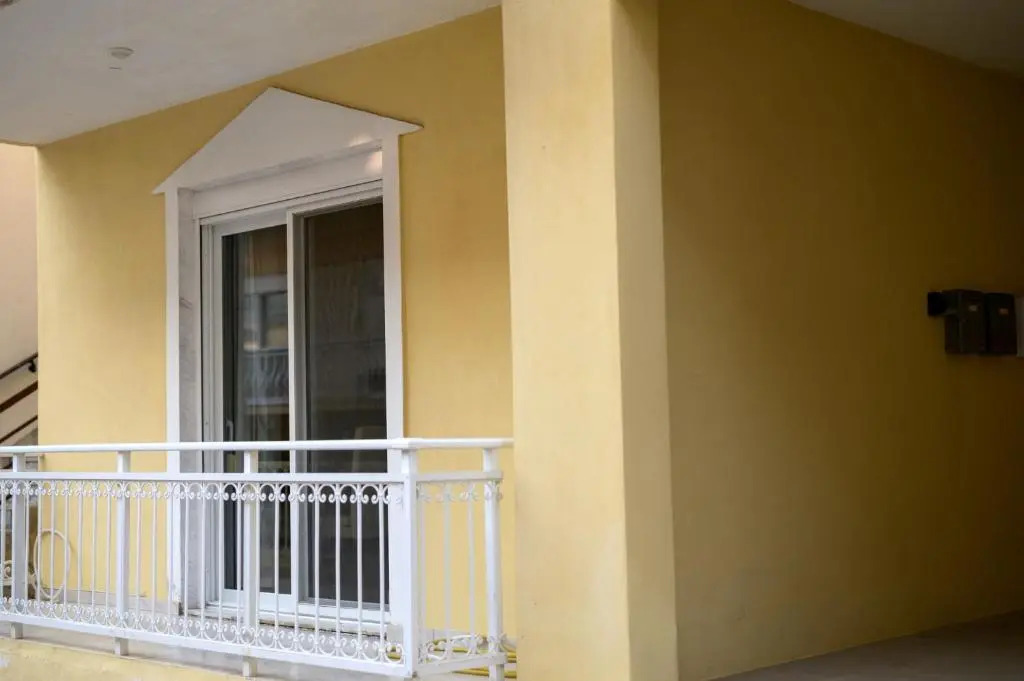 One Bedroom Flat 300m from Sea