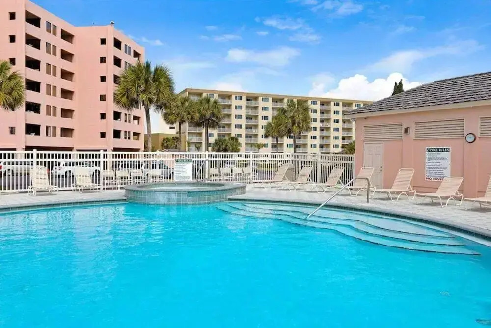Jetty East Condominiums