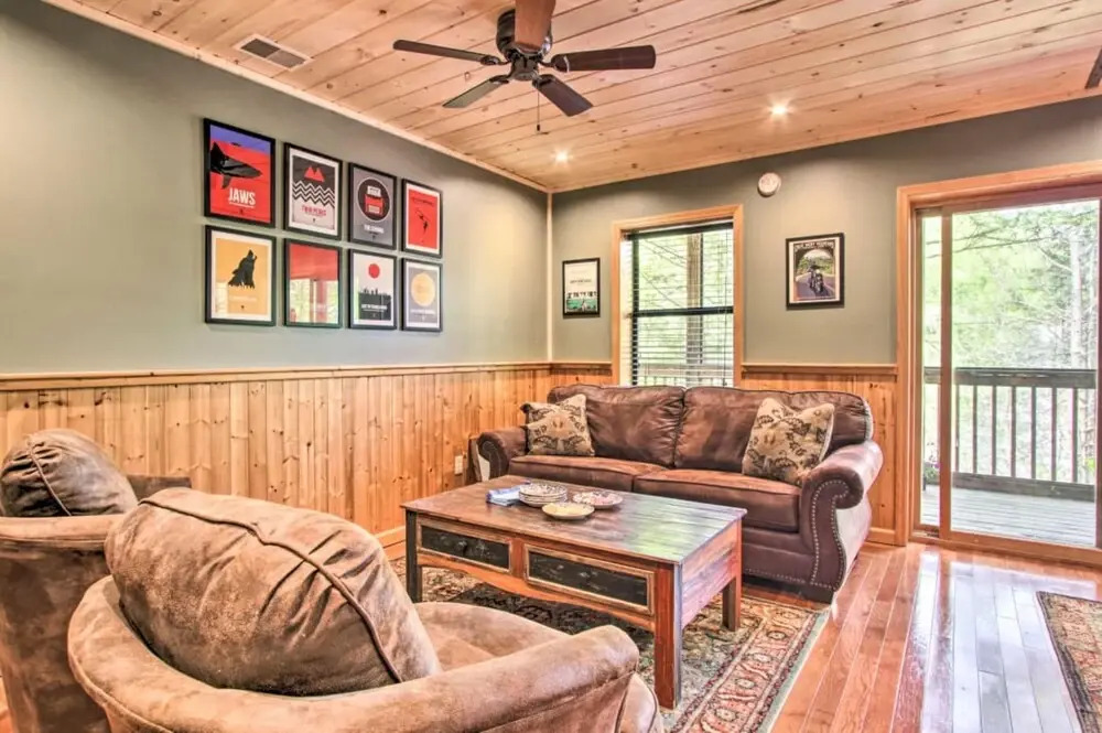 A Stone's Throw By Heritage Cabin Rentals