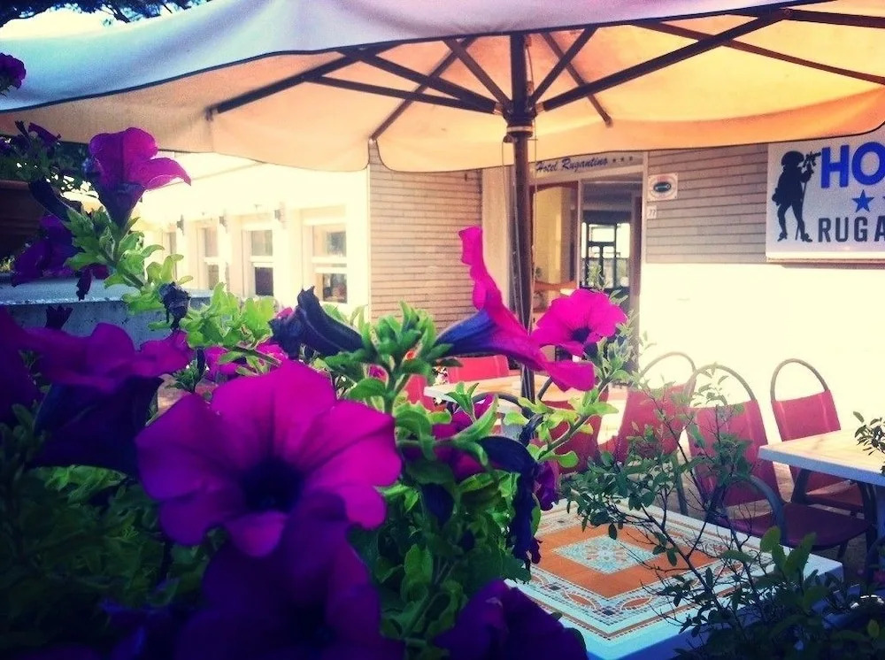 Hotel Rugantino