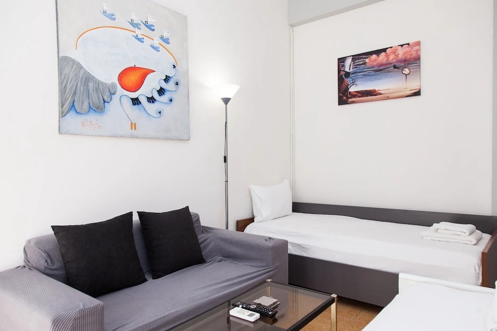 Cozy apartment n Stavros Niarchos Park