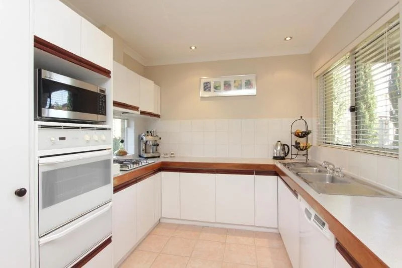 Tea Tree Manor - Perth Holiday Homes