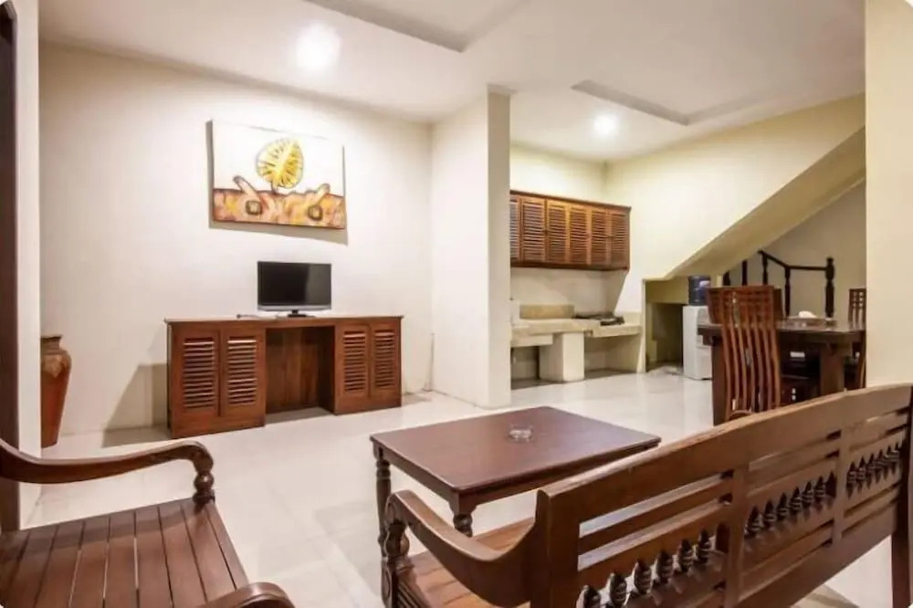 PB - 10BR · 10-BR Private Pool Villa Walk to Seminyak Beach