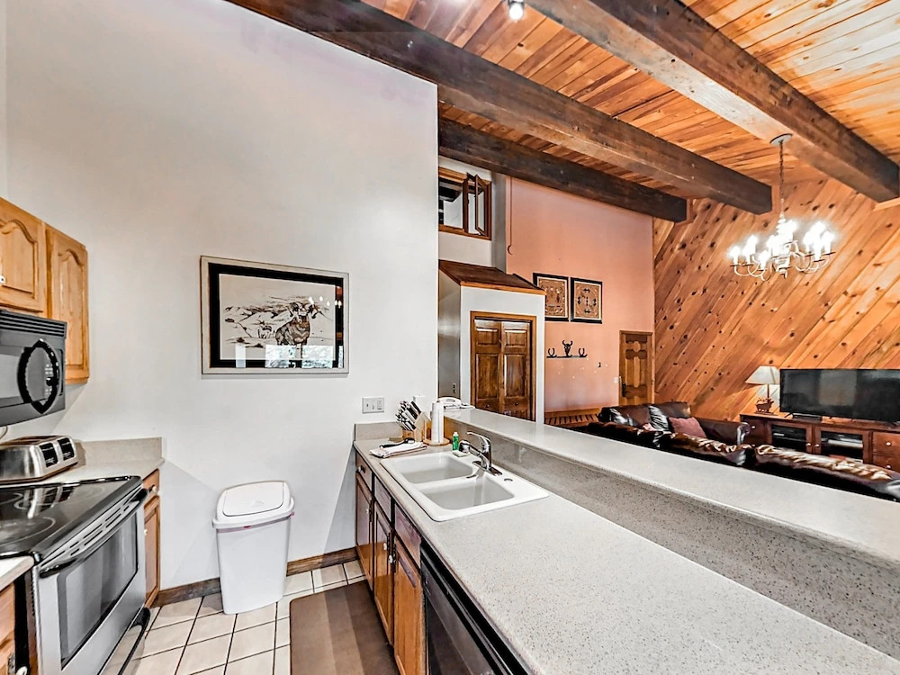 2315 Apres Ski Way Condo Unit 214