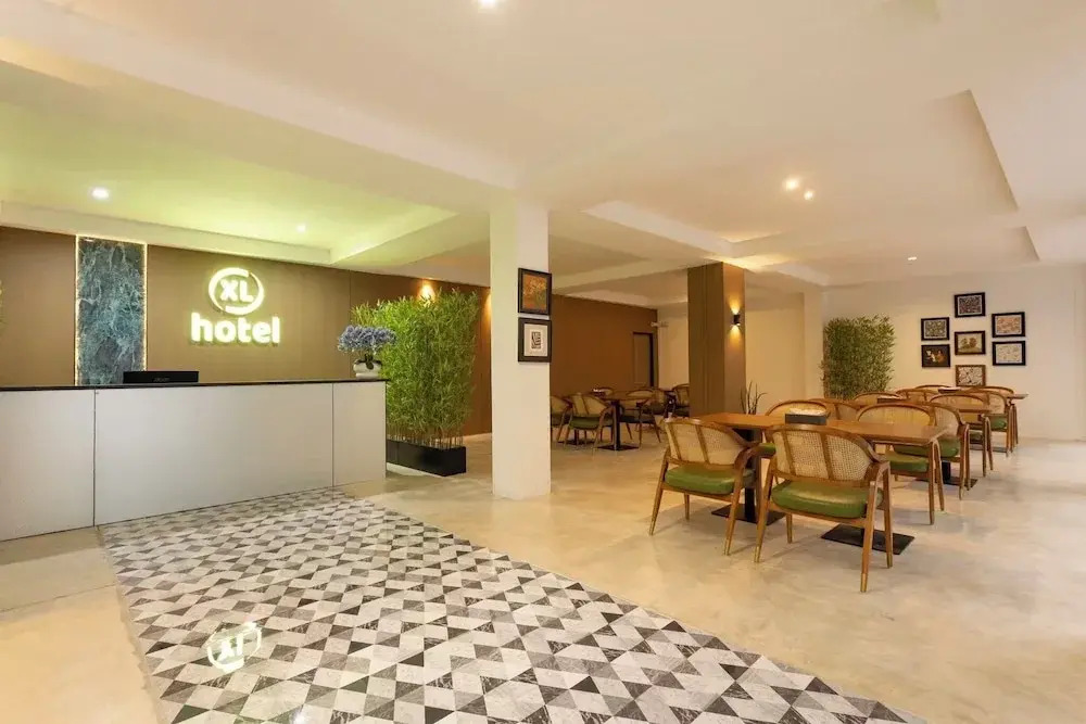 XL PATONG Hotel
