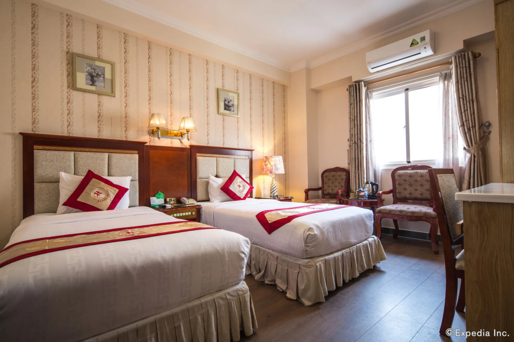 KiN Hotel Ly Tu Trong Edition