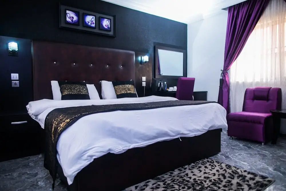 Horizon Suites