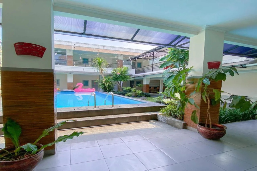Dinasty Smart Hotel