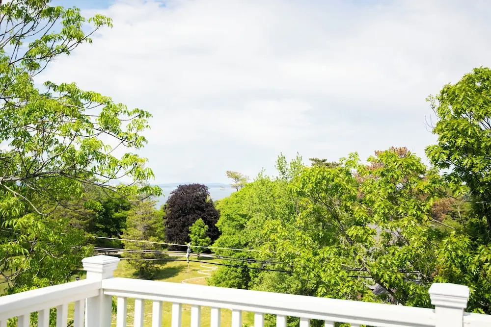 Cleftstone Inn