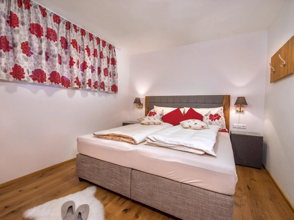 Apartment in Neukirchen near the mountain railway