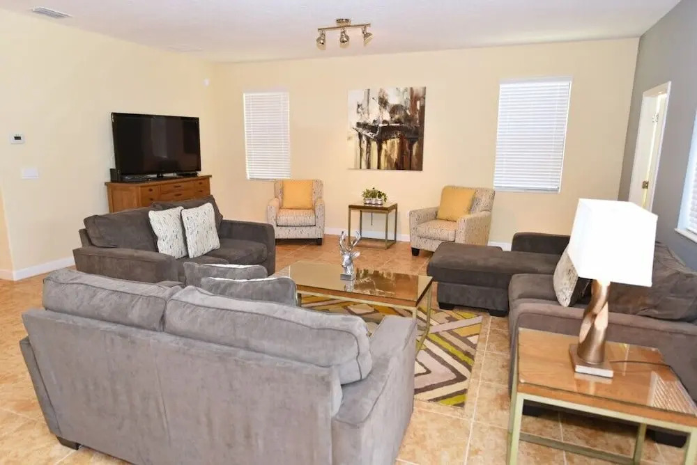 Champions Gate 6 Bed/6 Bath South Facing Pool 6 Bedroom Home